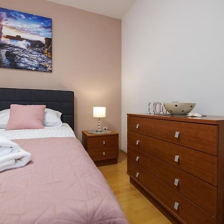 Apartman La Vista E' Bella Kornic Exterior photo