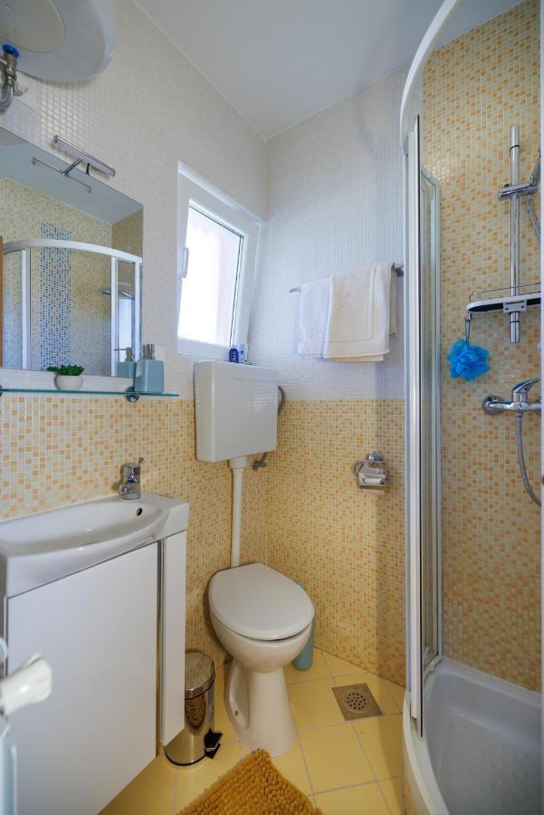 Apartman La Vista E' Bella Kornic Exterior photo