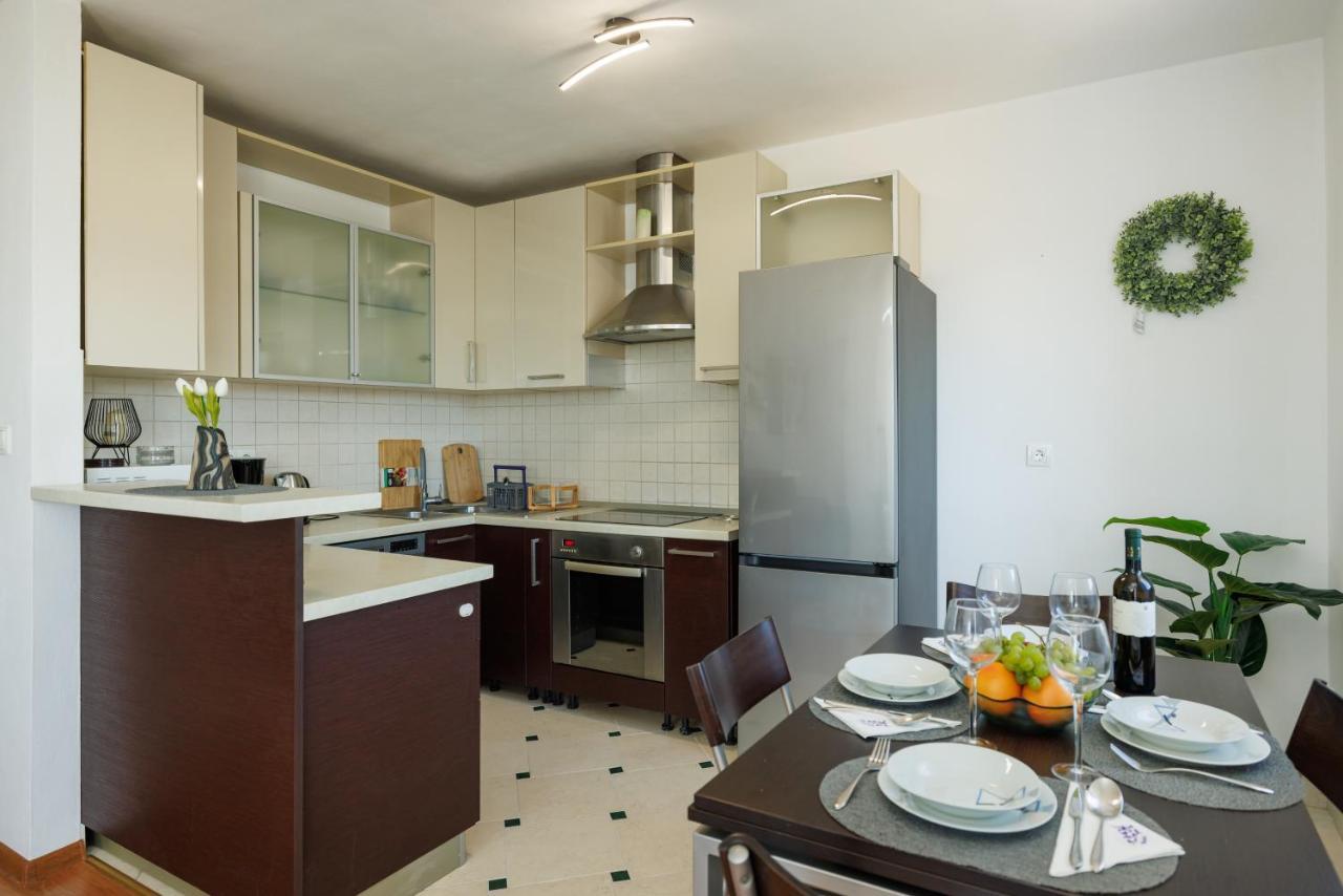 Apartman La Vista E' Bella Kornic Exterior photo