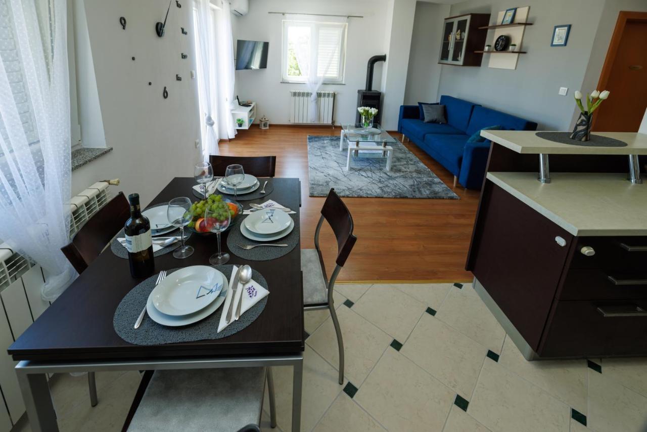 Apartman La Vista E' Bella Kornic Exterior photo