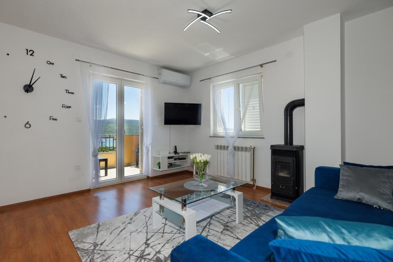 Apartman La Vista E' Bella Kornic Exterior photo